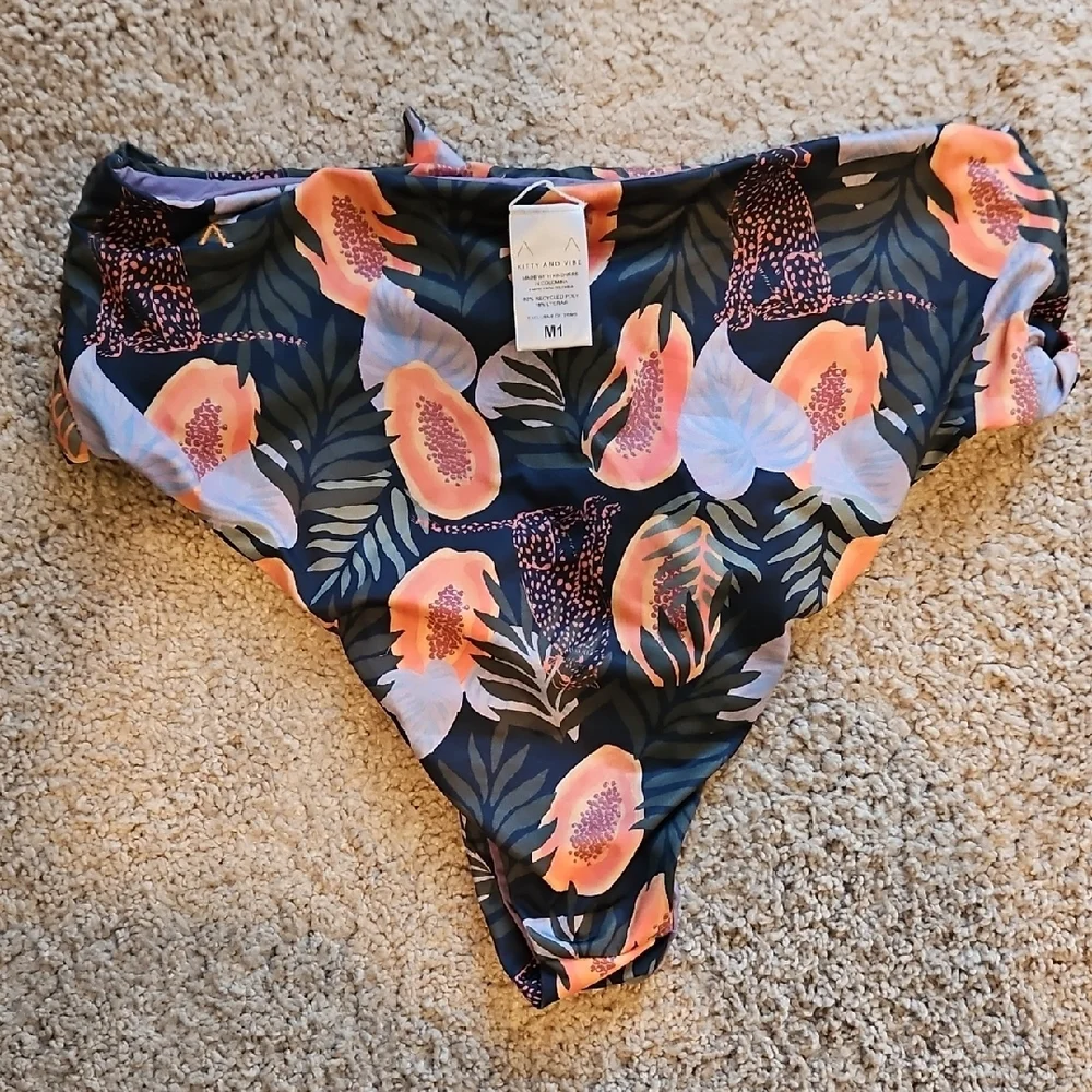 Floral Print Bikini Set - Picture 3 of 5
